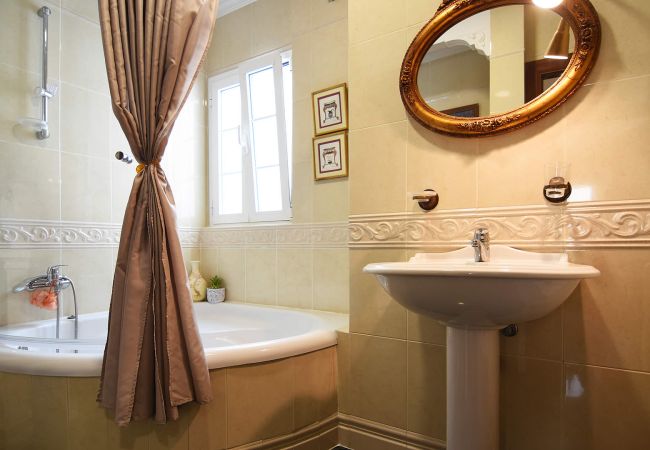 Villa in Nerja - Nerja 001 Villa in Nerja - Nerja 001