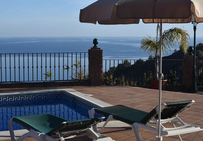 Villa in Nerja - Maro 002 Villa in Nerja - Maro 002