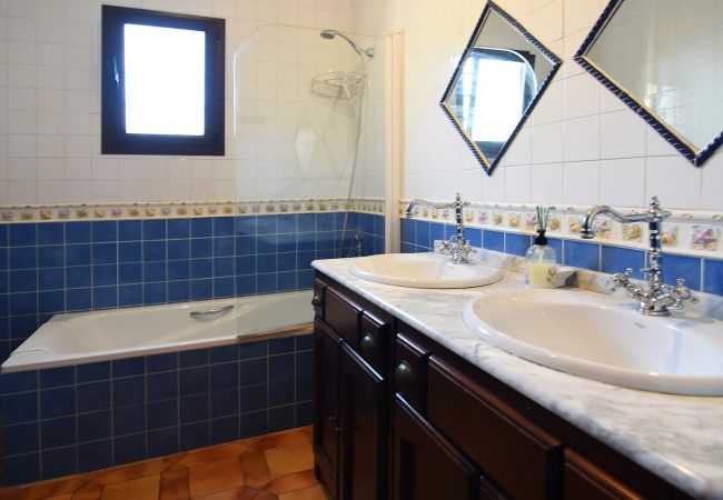 Villa in Nerja - Maro 002 Villa in Nerja - Maro 002