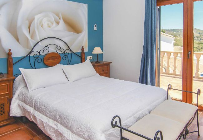 Villa in Sayalonga - Sayalonga 002 Villa in Sayalonga - Sayalonga 002