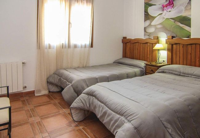 Villa in Sayalonga - Sayalonga 002 Villa in Sayalonga - Sayalonga 002