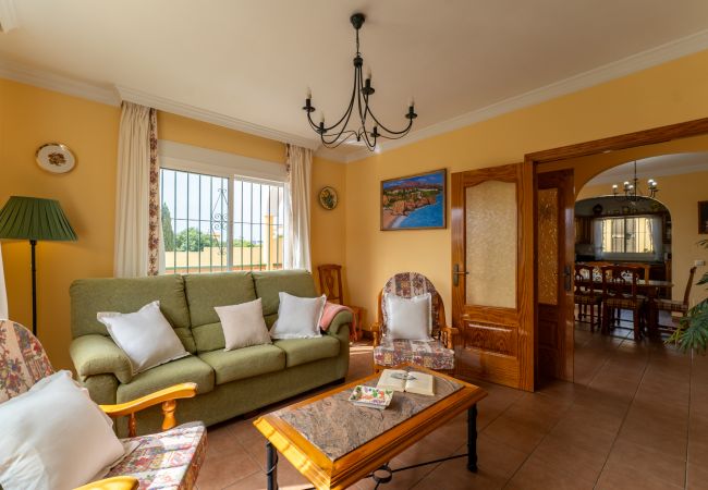 Villa in Nerja - Nerja 021 - Villa Isabel Villa in Nerja - Nerja 021 - Villa Isabel