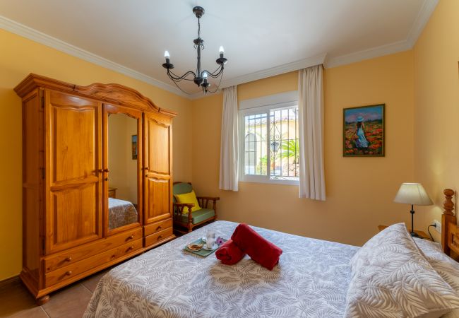 Villa in Nerja - Nerja 021 - Villa Isabel Villa in Nerja - Nerja 021 - Villa Isabel