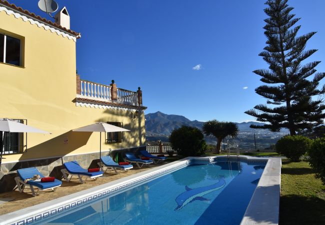 Villa in Nerja - Nerja 014 - Villa José Miguel Villa in Nerja - Nerja 014 - Villa José Miguel